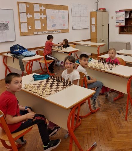 Završni turniri u badmintonu i šahu